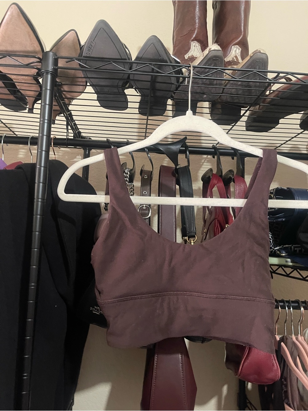 lululemon athletica Deep Brown Scoop Sports Crop